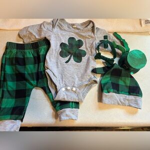 Green Plaid Shamrock New Born NB Outfit Set ☘️